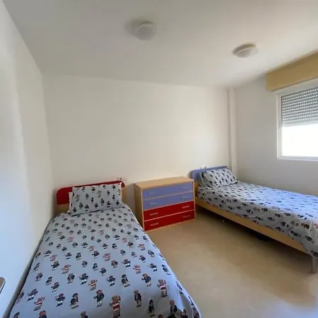 Apartamento Modern Three Bedroom Flat
