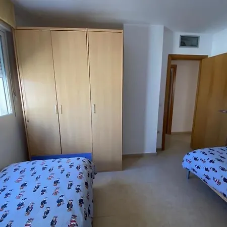 Apartamento Modern Three Bedroom Flat